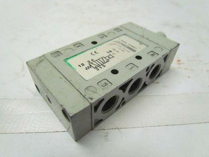 Numatics L22JA452O000000 L2 pilot Valve w/flush non-locking override 1/4"NPTF