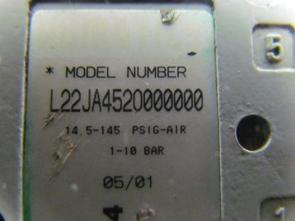 Numatics L22JA452O000000 L2 pilot Valve w/flush non-locking override 1/4"NPTF