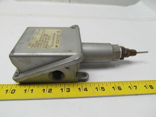 United Electric H100-194 Pneumatic pressure switch 200-1700psi range