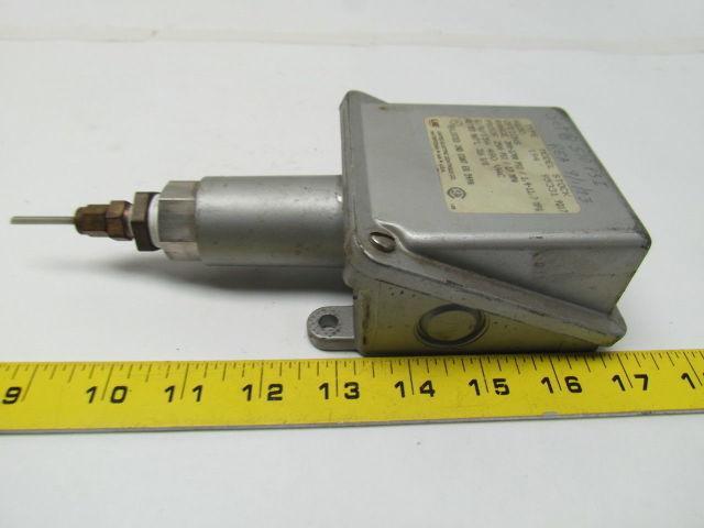 United Electric H100-194 Pneumatic pressure switch 200-1700psi range