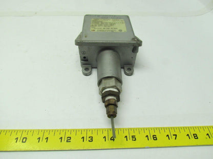 United Electric H100-194 Pneumatic pressure switch 200-1700psi range
