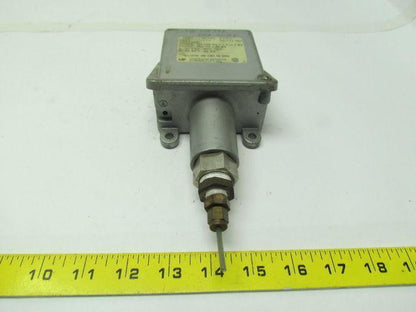 United Electric H100-194 Pneumatic pressure switch 200-1700psi range