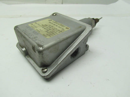 United Electric H100-194 Pneumatic pressure switch 200-1700psi range