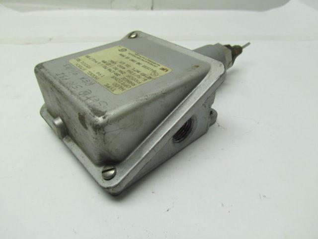United Electric H100-194 Pneumatic pressure switch 200-1700psi range