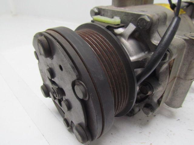Ford X54H-19D629-AD RFX54H-190647-AB A/C compressor w/cluch