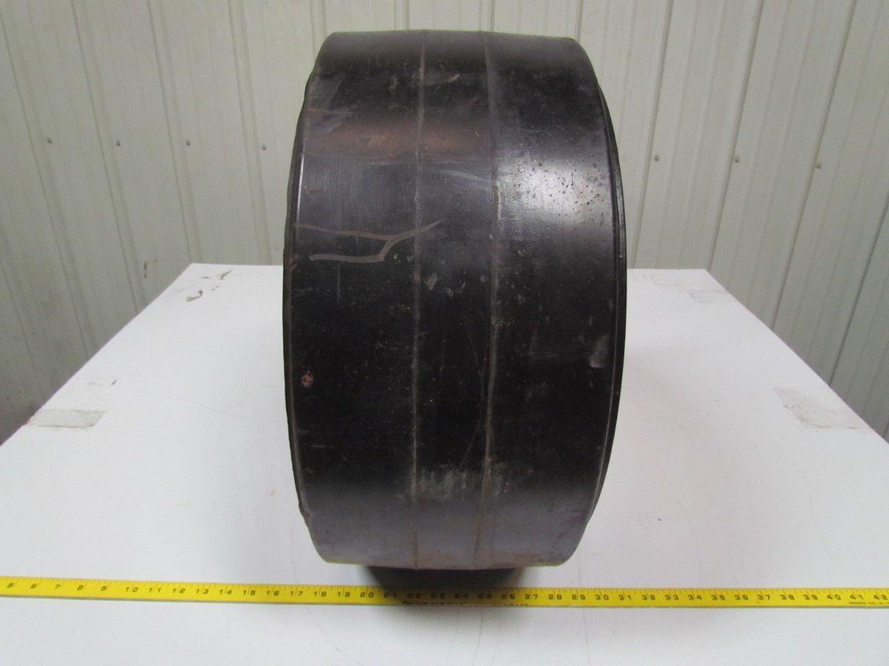 Cushothane 22"x10"x17-3/4" smooth black press on forklift tire wheel