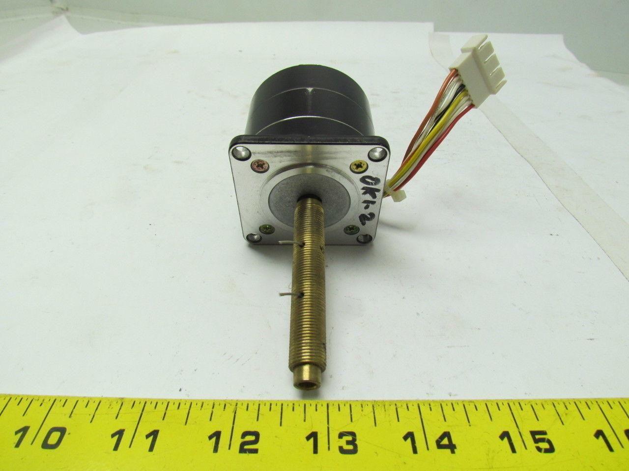Oriental Motor C4563-9212 Vexta stepping motor 2PH 0.9/step 1.4VDC 3.8A
