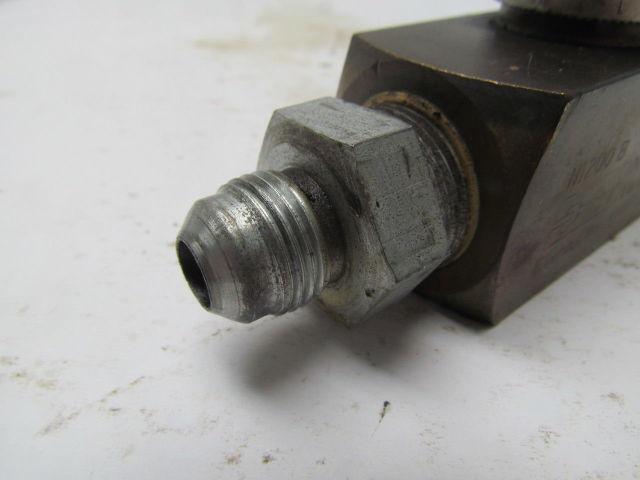 Parker N1200B-11KM Needle valve 25GPM 3/4"NPTF 2000PSI
