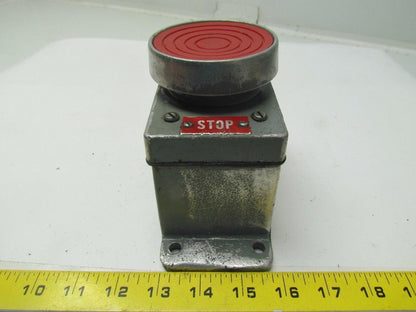 Allen Bradley 800P-1S1AR Ser C Stop switch type 13 600V Max