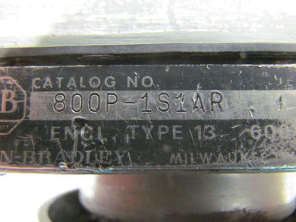 Allen Bradley 800P-1S1AR Ser C Stop switch type 13 600V Max