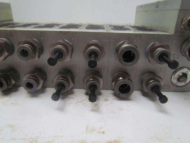 Numatics 006-195D Double Z Board manifold w/end blocks 8 boards