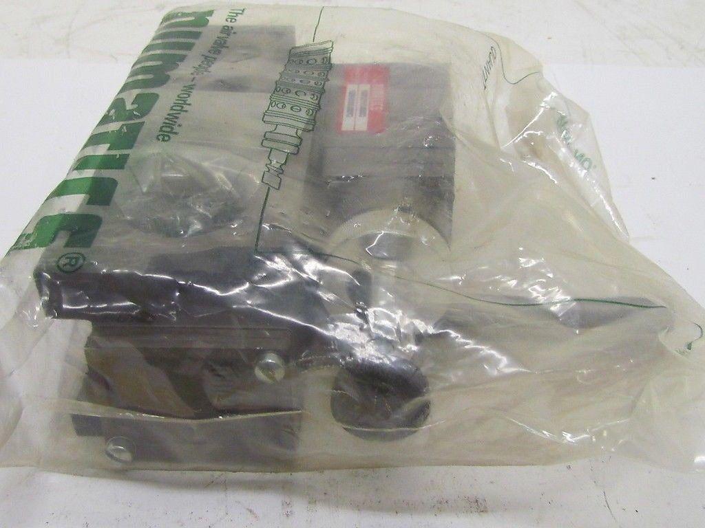 Numatics 153RS315J032Q  Regulator W/Manifold Block Regulator #152RS300J027Q NIB