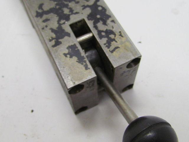 Wundfluh-Hydraulik AH32060L-52017 Hydraulic Valve Hand Lever