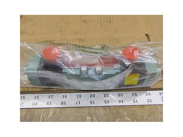 Numatics 122SS400S Solenoid 120vac Valve NEW