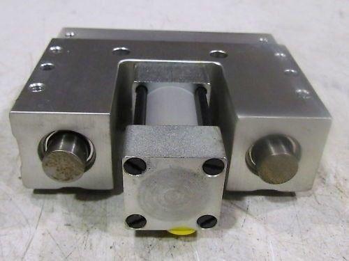 PHD Slide Cylinder SDD23X1/4-J2-J6-PB 525545-01 806 NEW