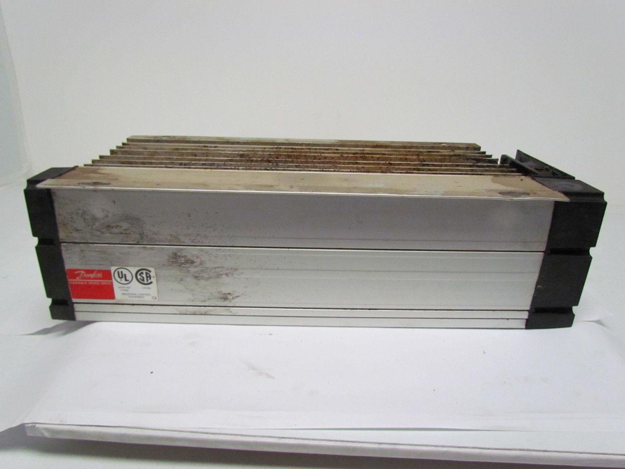 Danfoss VLT 3008 Reversing Variable Speed Drive 175H1748 440-500v