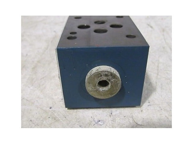 Bosch 9 810 151 079 Pressure Reducing Valve NIB