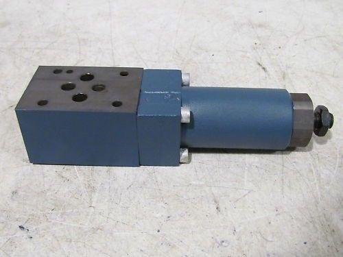 Bosch 9 810 151 079 Pressure Reducing Valve NIB