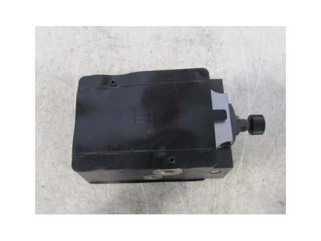 Parker PRM6PA17K-33 Pressure Reducing Valve NEW in Box