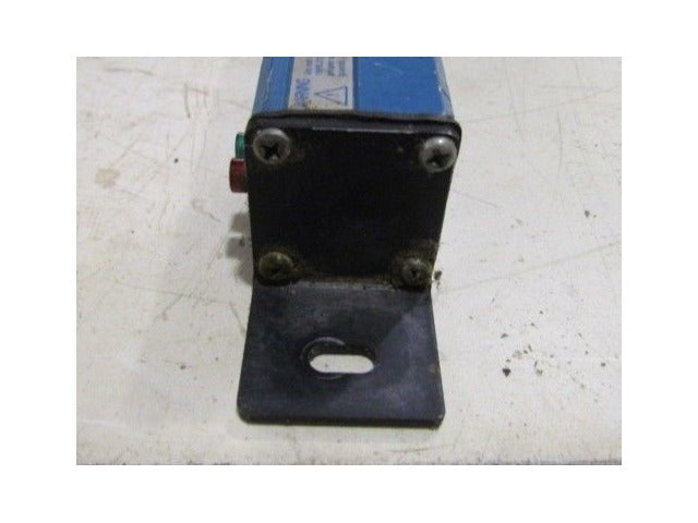 Triad Controls MG-36-AB-AU 36" Light Curtain Emitter