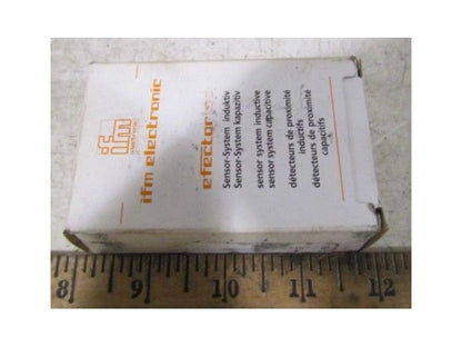 Efector IYB 3000 8-ANOG Proximity Switch NIB