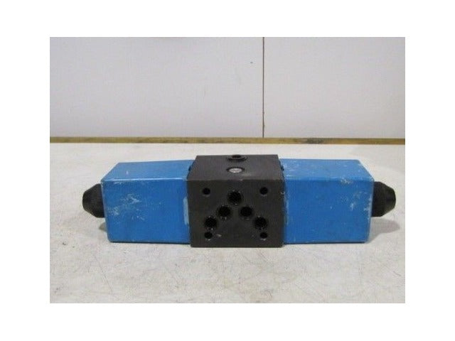 Vickers Pilot Valve 02-119461 DG454 O16C U H 60