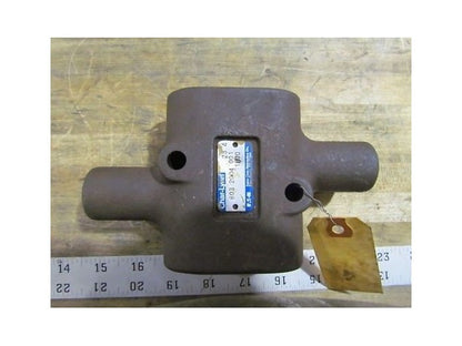 Char-Lynn 603 2004 001 Relief Valve