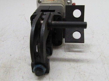 Norgren GL Series Pneumatic Gripper GL400 J12 M5 U PSOC2-12 Aprox 7"OAL Grip-LOK