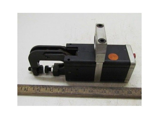 Norgren Grip-Lock GL Series Pneumatic Gripper GL500 J12 M6 1 U X5PT5 NEW
