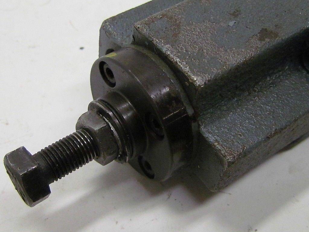 Uehida-Rexroth 2FRM6B71-A1/100R L-53 Valve