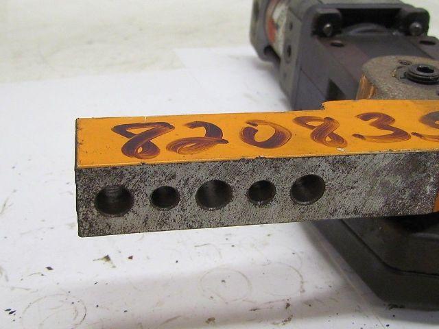 Norgren ISI Enclosed Pneumatic Power Wedge Clamp SC63-A-91M-90A-L-S4-1-2CPSC3