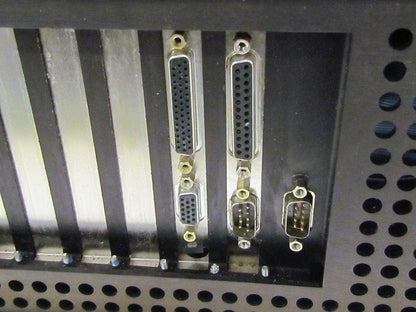 Uticor 500W-WD08K1 Industrial Computer Control Monitor Operator Station