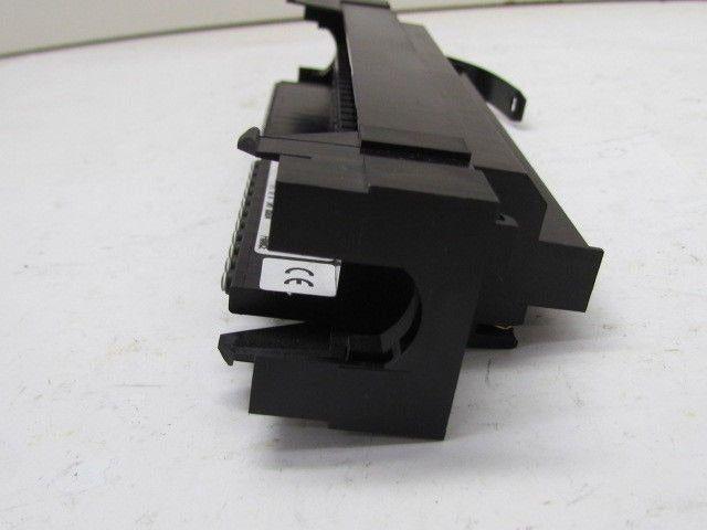 AEG Schneider Modicon Telemecanique TSXBLK1 24 Terminal Block Indep