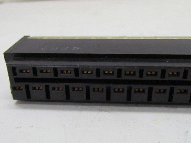 Schneider Square D Sy/Max Telemecanique TBX 40 position Terminal Block Connector