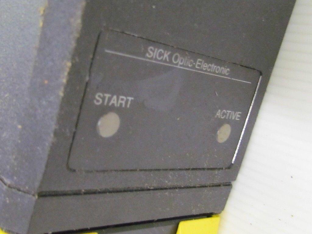 Sick AGSS 900-1111 Optic Light Curtain LightCurtain