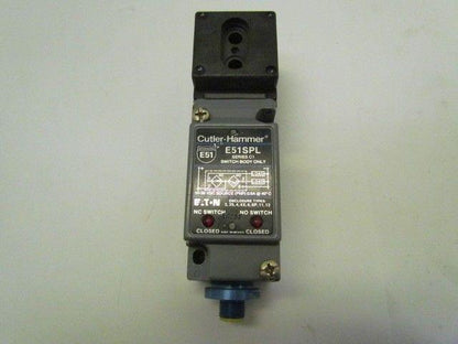 CH Cutler Hammer E51SPL Limit Switch on E51RN Receptacle With E51DF33 Head