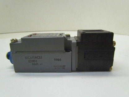 CH Cutler Hammer E51SPL Limit Switch on E51RN Receptacle With E51DF33 Head