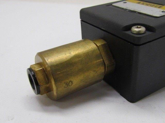 Vogel DS-W20-2-V3 Pressure Sensor Switch
