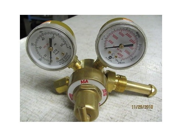 AGA 301-AR/CD 60 Gas Regulator for Helium Argon & Nitrogen 60 SCFH 4000 PSI