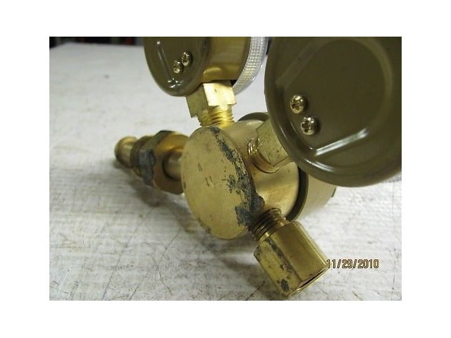 AGA 301-AR/CD 60 Gas Regulator for Helium Argon & Nitrogen 60 SCFH 4000 PSI