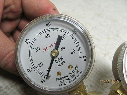 AGA 301-AR/CD 60 Gas Regulator for Helium Argon & Nitrogen 60 SCFH 4000 PSI