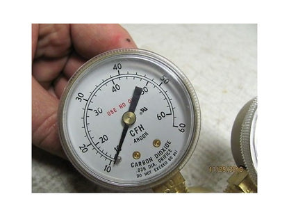 AGA 301-AR/CD 60 Gas Regulator for Helium Argon & Nitrogen 60 SCFH 4000 PSI