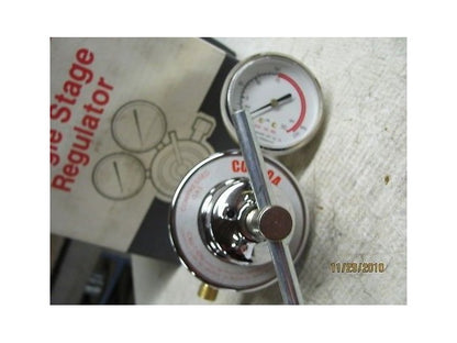 NIB Single Stage Regulator 8069932-01-1 Acetylene