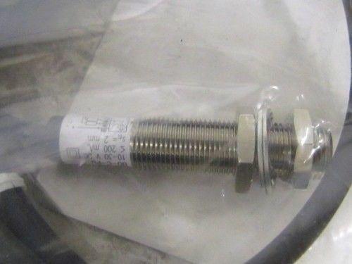 Balluff BES-516-113-BO-C-PU-05 Switch NIB