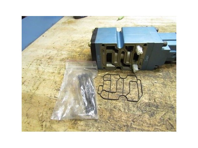 Mac PR65B-22FA Pressure Regulator