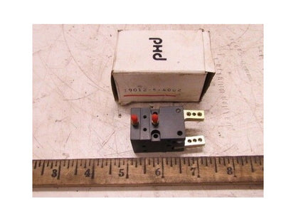 PHD 19012-5-4002 Pneumatic Gripper NIB