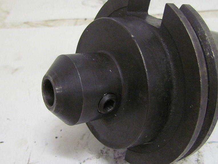 Universal Engineering 463631-C Cat 50 1/2"End Mill Holder Coolant Projection2.5"