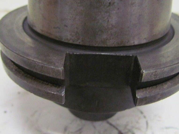 Universal Engineering 463631-C Cat 50 1/2"End Mill Holder Coolant Projection2.5"