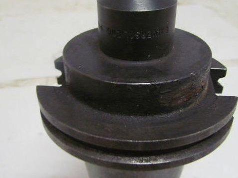 Universal Engineering 463631-C Cat 50 1/2"End Mill Holder Coolant Projection2.5"
