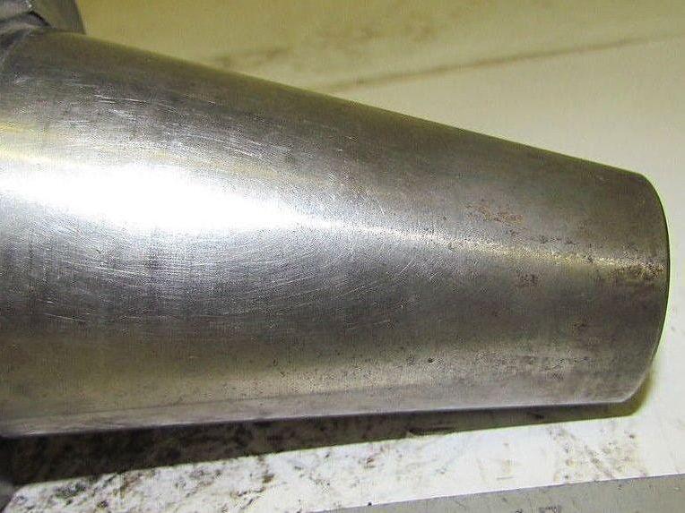 Universal Engineering 463633 5/8" End Mill Holder 2 5/8" Projection Coolant